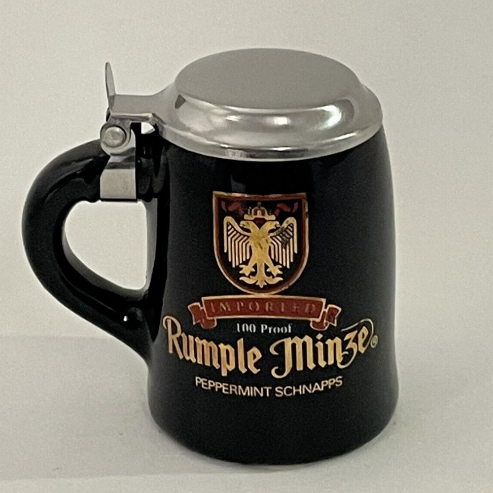 New 7 Rumple Minze Shot Glasses metal lid Peppermint Schnapps Shooters Set of 7